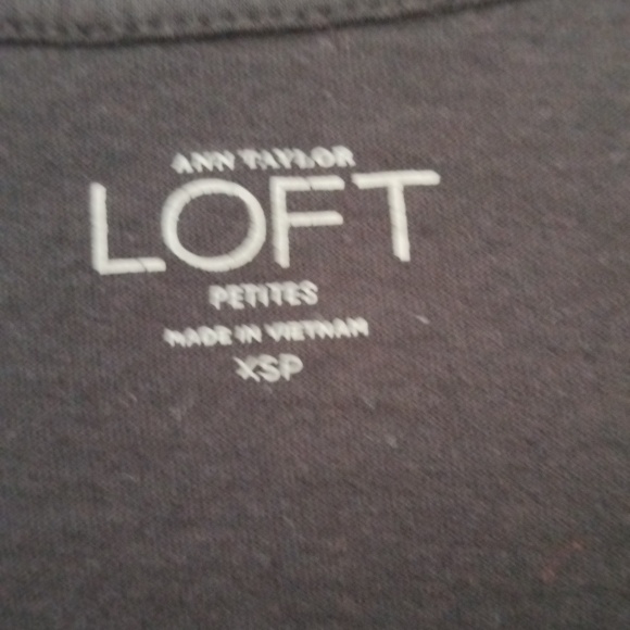 Ann Taylor black tshirts v-neck style - Picture 7 of 8